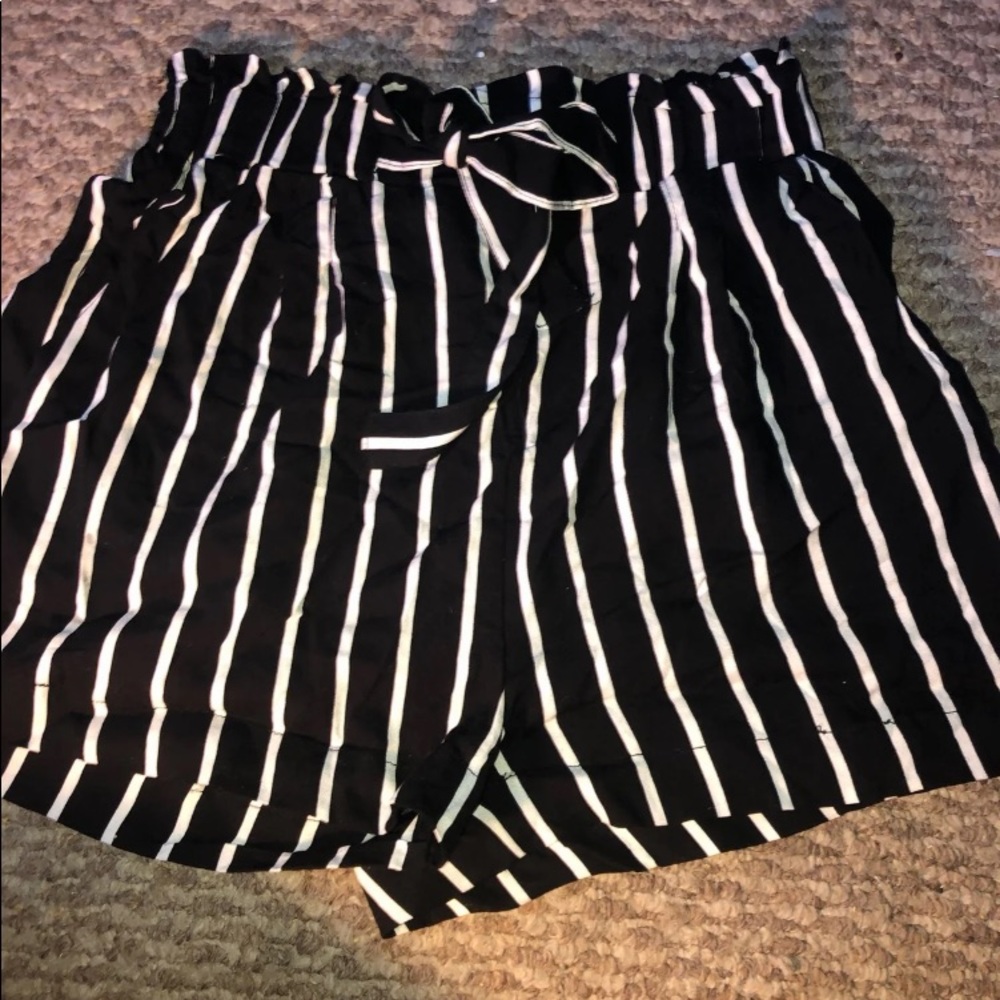 Paperbag shorts